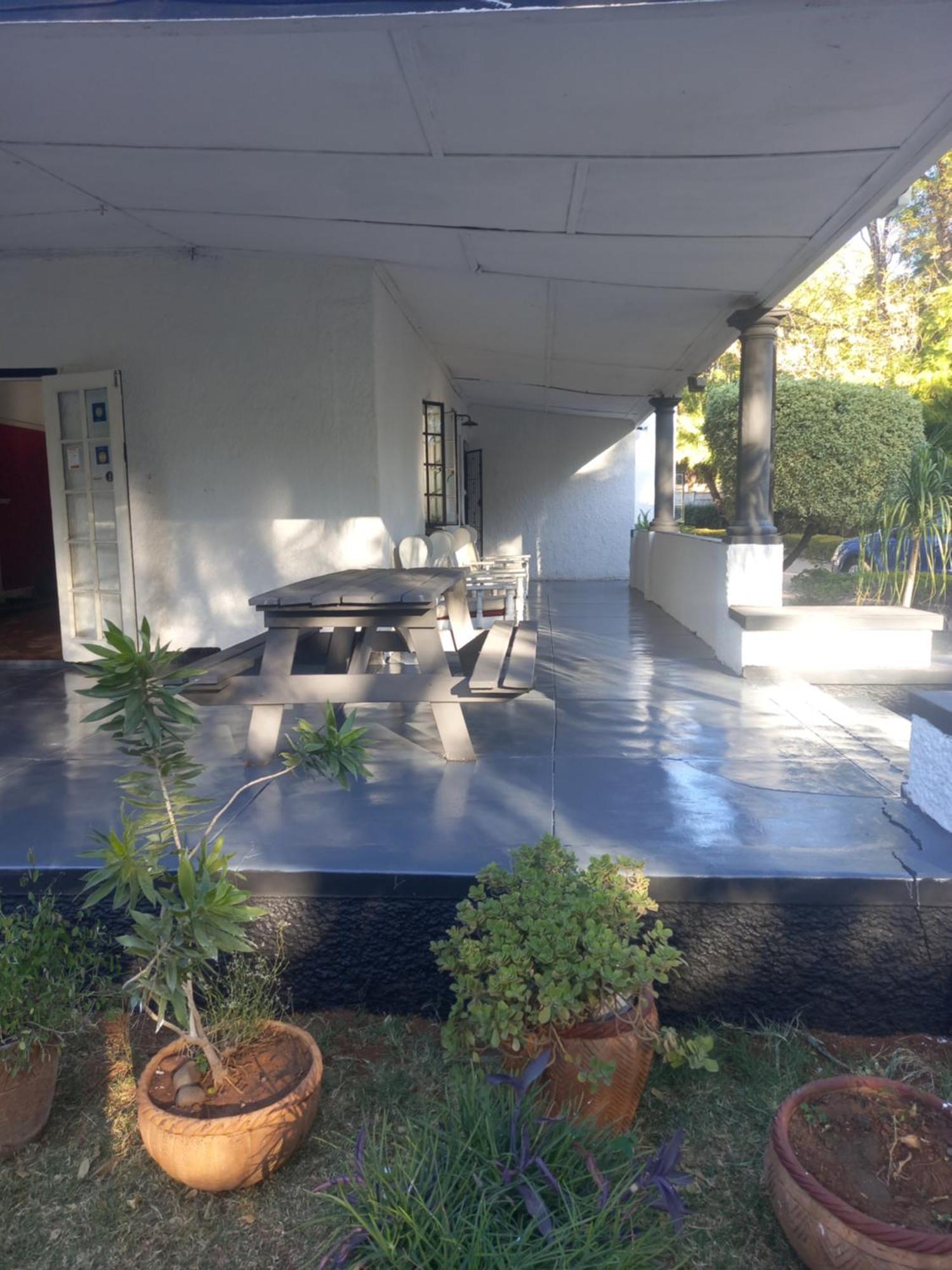 Choice Backpackers Lodge Bulawayo Exterior photo